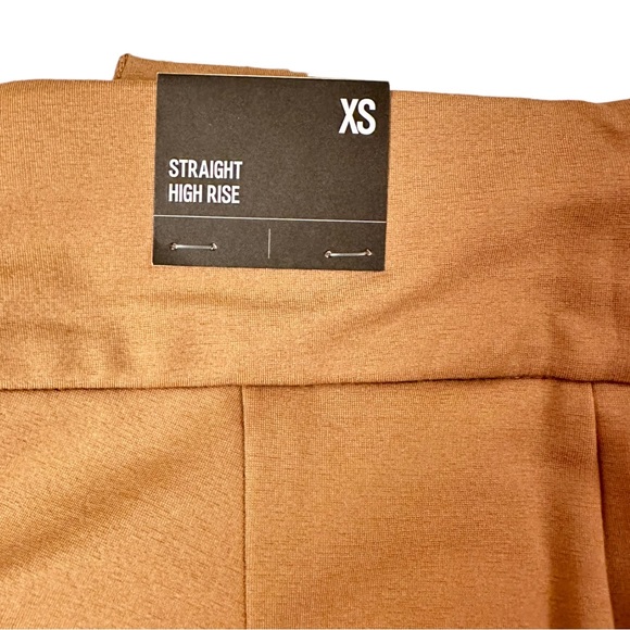 NWT - Express High Waist Columnist Front Vent Pants - Camel - XS - Picture 6 of 7